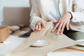 How to Pack Dishes and Glasses When Moving