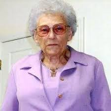 Cassie Hinson's Instagram, Twitter & Facebook