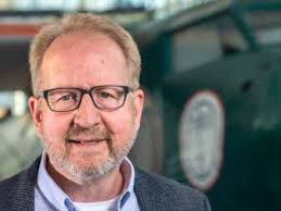 Prolific inventors Patents from perseverance 3D-printed tooling The  maturation of additive manufacturing Learning from spiders T