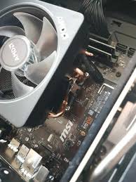 The wraith prism and the fact it was included with my 2700x is actually what tipped the boat for me to build my first amd machine. Amd Wraith Prism Kuhler Demontieren Computer Technik Pc
