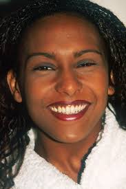 Bettina Campbell's Instagram, Twitter & Facebook