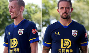 Southampton have once more moved away from red and white stripes for 2020/21 and have. Ø¹Ø§Ø²Ù Ø§Ù„Ø¨ÙŠØ§Ù†Ùˆ Ù‚Ù…Ø© Ø§Ù„Ù…ØªØ­Ø¯Ø« Southampton Football Jersey Findlocal Drivewayrepair Com