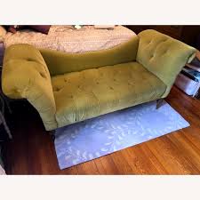 Many of their selections are geared towards college students, so they have a great array of small. Urban Outfitters Green Velvet Chaise Lounge Aptdeco