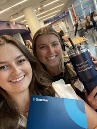 Justin Mraz's Instagram, Twitter & Facebook