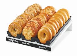 Black And White Bagel Item 22062 15 The Perfectly Angled Bagel Holder Base Allows For The Great Visualization Into The Potential Selections For A Guest The Chalkb In 2020 Bagel Food Easy
