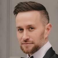 200+ "Stelzer" profiles