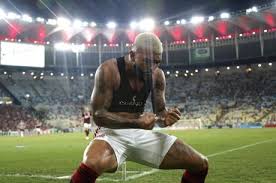 A partida terá transmissão ao vivo nas rádios globo , cbn e rádio nacional, da ebc. Flamengo Empata Com O Fluminense E Se Classifica Para Final Do Carioca Esportes R7 Futebol