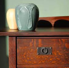 a guide to arts and crafts furniture