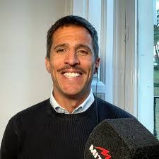 Juan Dillon's Instagram, Twitter & Facebook