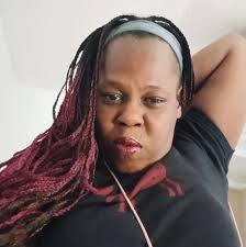 Marrying somebody means marrying their family, but it also means marrying  their culture 🍽️🌎 Don't miss the midseason finale of #FamilyOrFiance  TONIGHT at 8/7c 💍