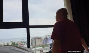 And some of them are light lies, lies out of kindness to people.if you deny it all, only because it's a lie. Malaysians Must Know The Truth If You Don T Want Us Let Us Collect Our Things And Leave Mm2h Couple Stuck Overseas