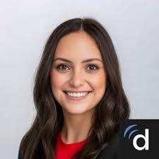 Amanda Heck's Instagram, Twitter & Facebook