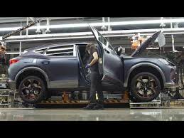 La prossima settimana dalle linee di montaggio della fabbrica seat di martorell, alle porte di formentor rappresenta un grande passo in avanti per cupra e in qualità di primo modello sviluppato. Car Factory Cupra Formentor Factory In Martorell 4k Video Youtube
