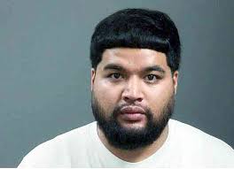 Residents watch, wait as Mississippi River rises