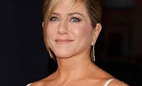 Jennifer Aniston Iltalehdelle: Ei kiirettä naimisiin