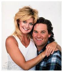 Bask In The Glory That Is Goldie Hawn And Kurt Russell S Relationship Evolution Goldie Hawn Celebrity Couples Goldie Hawn Kurt Russell