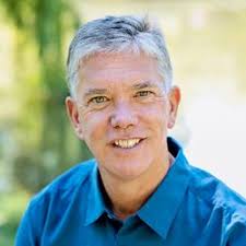 Star Rating and Reviews for Darren Young