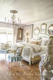 Whether you're buying a new home and starting from scratch or bringing new life to a space that is starting to feel dull, it is helpful to begin with an inspirational decor. Simply French Country Home Decor Ideas Savillefurniture