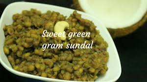 Cooked green grams are mixed in jaggery syrup and fresh grated coconut. Sweet Sundal Green Gram Sundal Sundal Recipe Paasi Payaru Sundal Navarathri Special Recipe Youtube