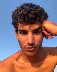 Franco Reyes (@franreyesok) · Instagram photos and Reels