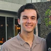 12600+ perfiles de «Backer»