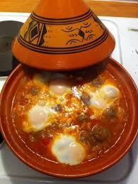 750 Grammes Vous Propose Cette Recette De Cuisine Tajine De Kefta Aux œufs Traditionnel Recette Notee 3 9 5 Tajine Kefta Recettes De Cuisine Recette Tajine