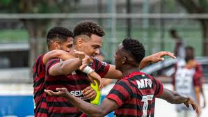 Последние твиты от rodrigo muniz (@rodrigomuniz019). Rodrigo Muniz E Yuri Cesar Sonham Em Levar O Entrosamento Para O Time Profissional Do Flamengo No Carioca Lance