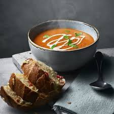 Julkalendern 2015, utvalda recept och bästa sommarläsningen. Tomatsoppa Med Vitloksbrod Lotta Lundgren Coop Recept Tomatsoppa Vitloksbrod Recept