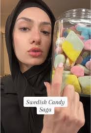 Candy Sloan's Instagram, Twitter & Facebook