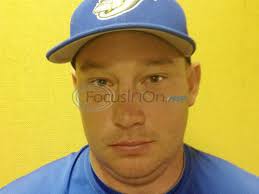 Touching base: Former coaching mates face off