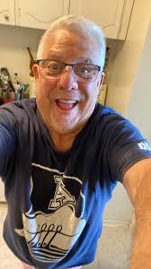 10 looks looks awesome big body that can run and Canadian 👍🙏