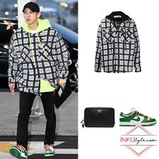 Like a flower that blooms in a desert i won't shake even when the. Exo S Chanyeol Showcasing The Right Way To Rock Check Pattern With His Recent Airport Fashion Inkistyle