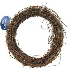 We love a good scrap wood project & this diy shiplap wreath frame is the perfect solution! Wire Wreath Frame 30 5cm Hobbycraft