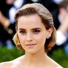 The actress began working on the harry potter film franchise at just 9 years old, and, since then, she has grown into an internationally recognized leading lady. Emma Watson Darum Macht Sie Keine Fan Selfies Stars