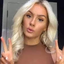 Evelina Robinson's Instagram, Twitter & Facebook