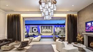 It is also a great idea as it's so easy to change if you decide to redecorate. Step Inside The New Living Room Of Kylie Jenner And Get The Look