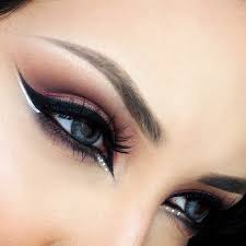 Black And White Winged Eyeliner 27 Amazing Eyeliner Ideas You Need To Try Stayglam No Eyeliner Makeup Eye Makeup Arabian Makeup