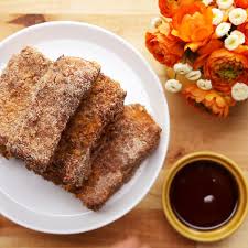These Crunchy Churro French Toast Sticks Will Make Your Mornings So Much Sweeter Food Yummy Food Recipes