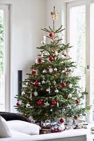 Scandinavian Christmas Tree Scandinavian Christmas Trees Cheap Christmas Trees Minimalist Christmas Tree