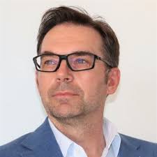 Jessica Howard (@jessh0ward)