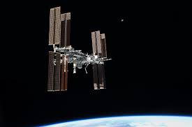 It was news of the age, heed the clear behest and remember the day, generations, when that man, slightly tired, returned from his quest. Space Station Wikipedia