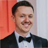 Angela Oman's Instagram, Twitter & Facebook