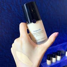 Din moment ce pielea mea este normala spre uscat si acest fond de ten este formulat pentru o piele. Giorgio Armani Designer Lift Foundation Shopee Malaysia
