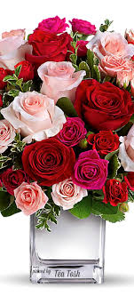 Tea Tosh Love Medley Bouquet W Red Roses Birthday Flowers Bouquet Beautiful Roses Bouquet Good Morning Flowers Rose