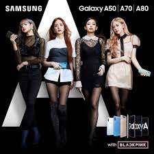 Compre mochila e estojo kpop black pink,viagem, escolar blackpink p no elo7 por r$ 140,00 | encontre mais produtos de mochila e bolsas e carteiras . See New Photos Of Blackpink For Samsung Galaxy A Series