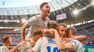 Hela mästerskapet blev framflyttat ett år på grund av coronaviruset. Stern Check Em 2021 Outsiders Who Aren T A Stupid Bond Coach And A Heartfelt Hug Archysport