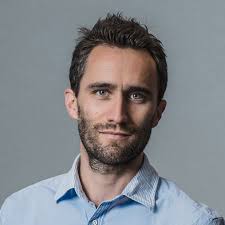 Right Ventricular–Pulmonary Artery Coupling After Transcatheter Aortic  Valve Replacement: Closer to Optimal Prognosis Assessment?∗