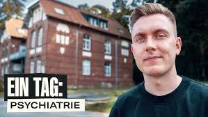 Theresa Pabst's Instagram, Twitter & Facebook