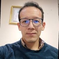 50+ perfiles de «Daniel Astudillo»