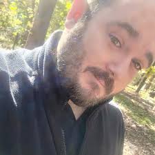 ICYMI, the long-gestating remake of the 1994 Brandon Lee comic book film  'The Crow' will finally be released, but director Alex Proyas thinks the  new film tarnishes Lee's legacy. https://shrturl.app/7Lg5lt